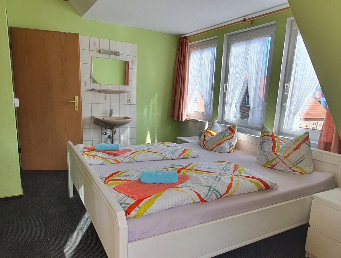 Friesenmeer Ferienwohnung Drei Bensersiel Exterior photo
